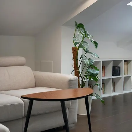 La Chiara - Mansarda In Via Duomo Apartament *